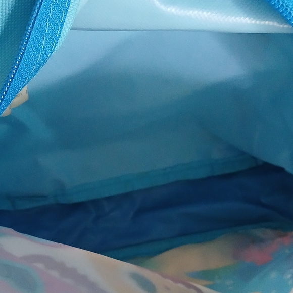 Baby Shark Children's Small Blue Backpack Pink Fong Nickelodeon 11' Inches - Picture 6 of 7